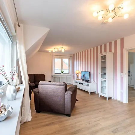 Brauer Apartment *